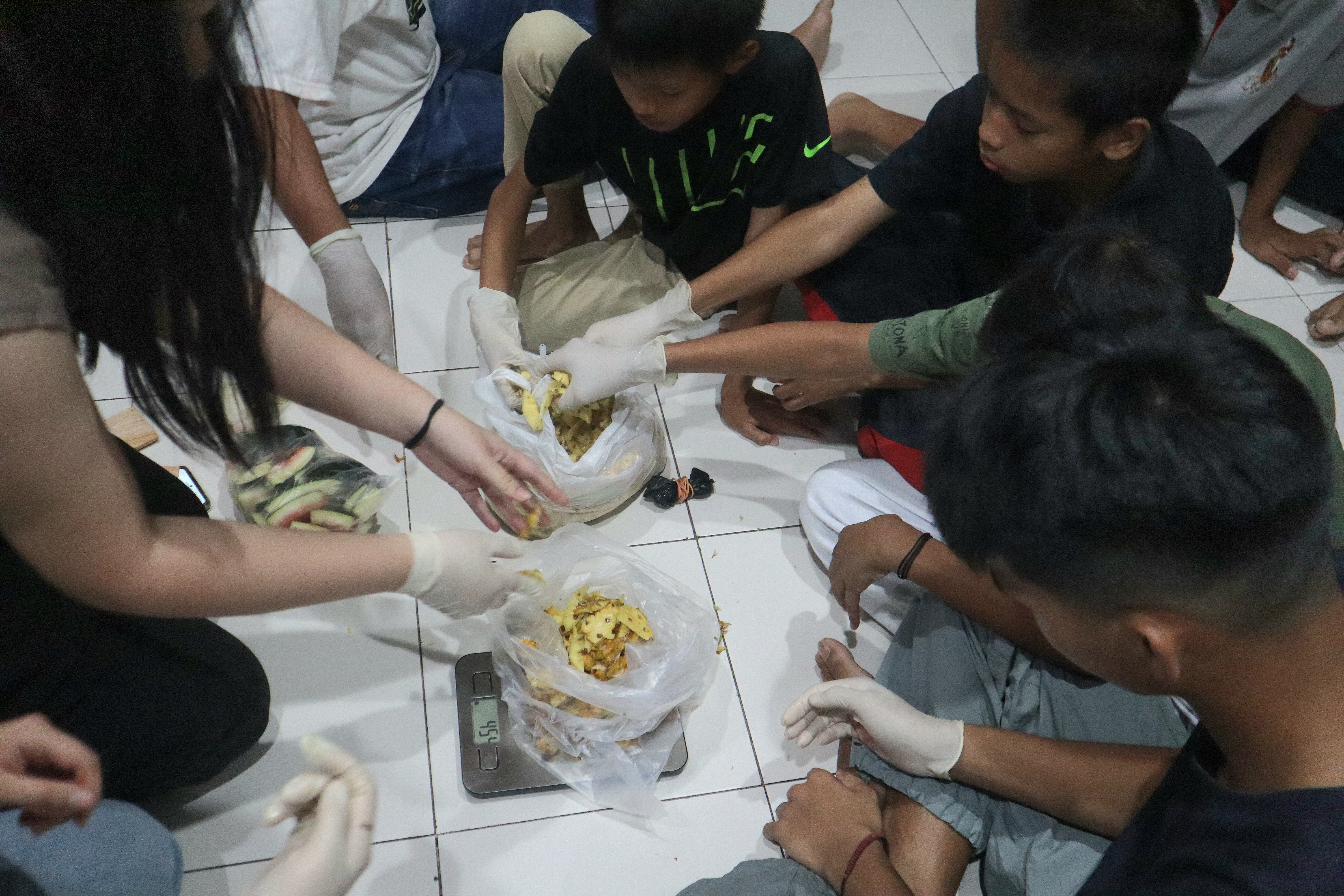 Eco enzyme community activity